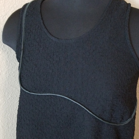 Joes Jeans Faux Leather Trim Textured Tank - Picture 2 of 6
